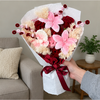 Roseberry Charm held naturally in a home gifting setting.