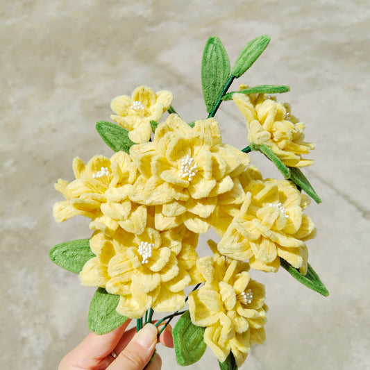 Yellow Gardenia | Chenille Video Tutorial original craft photo