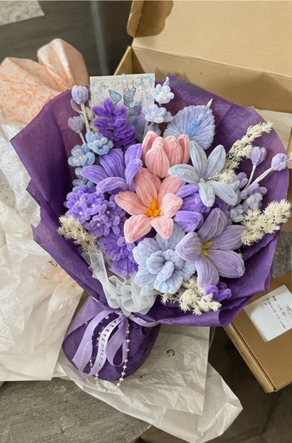 Chenille flower photo shared by a Vela Muse customer